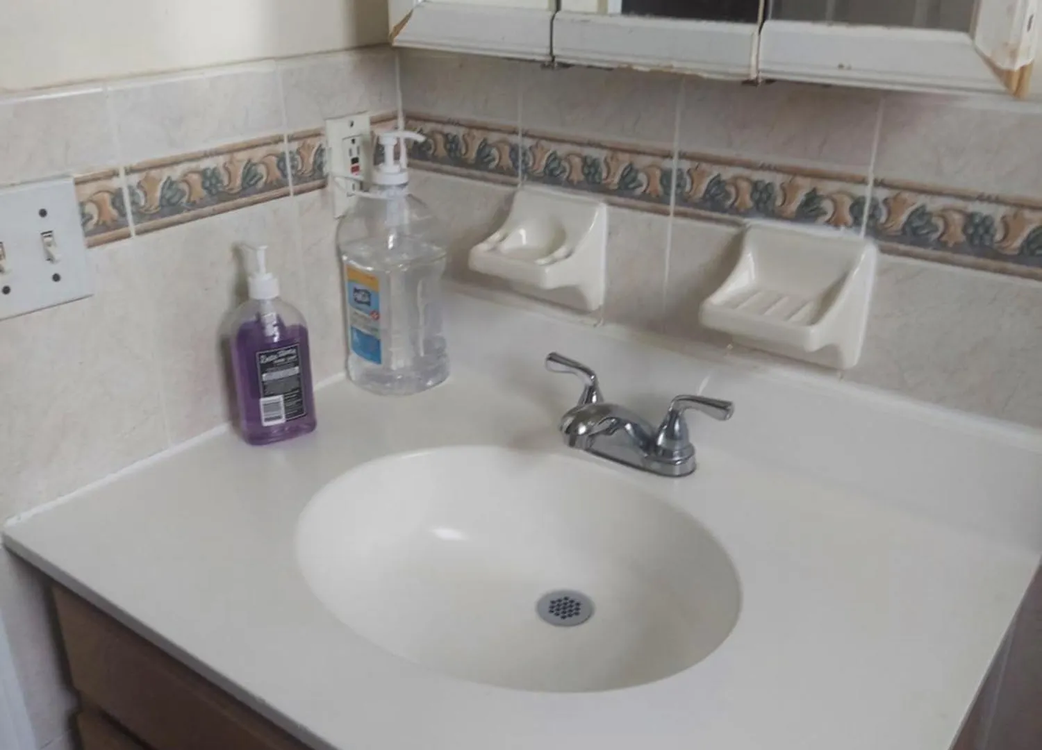 Deluxe Room A 12 Minutes To Ewr Newark Homestay